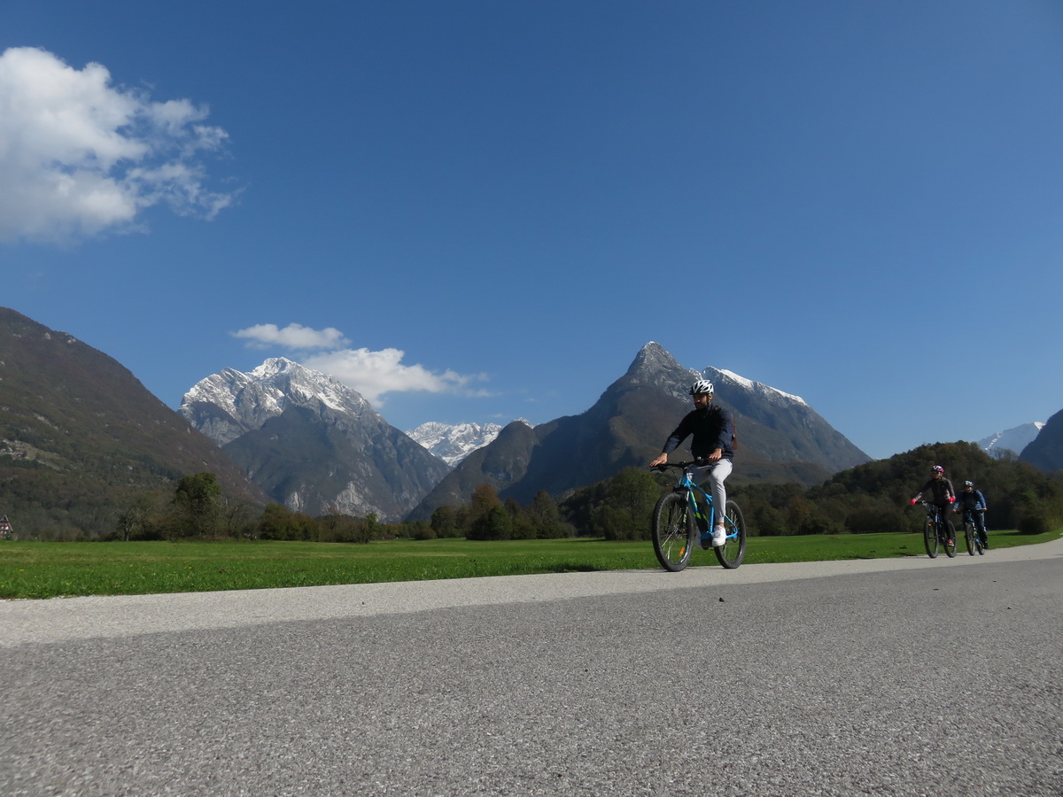 About us e bike avdentures bovec soca river 10.jpg