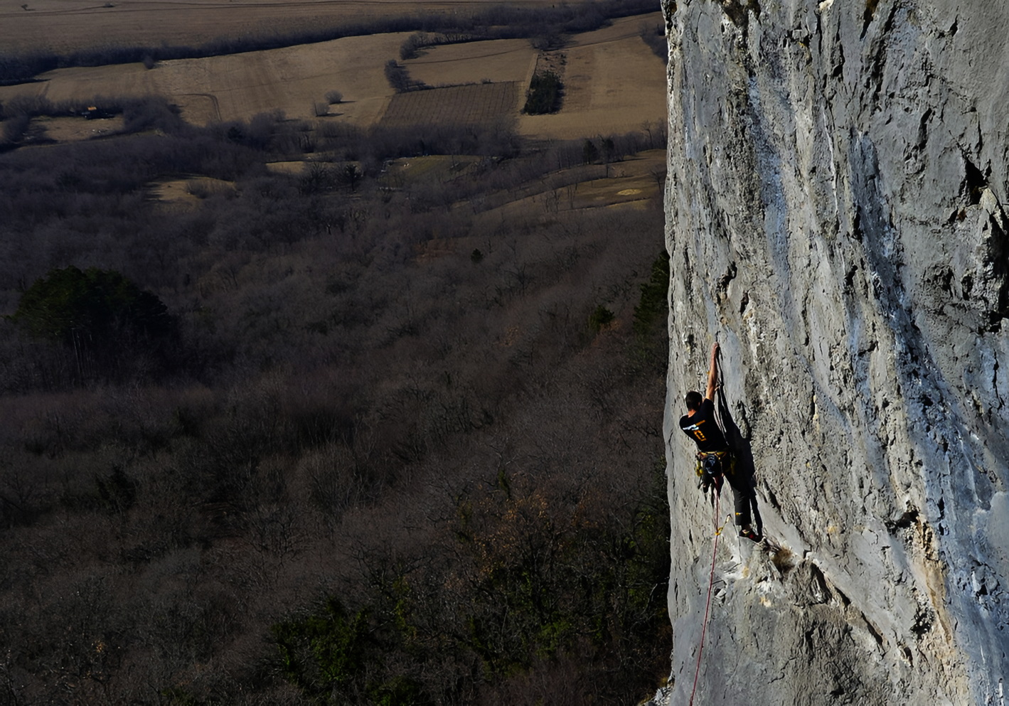 Rock-Climbing-in-Bovec-and-the-Soca-Valley_02