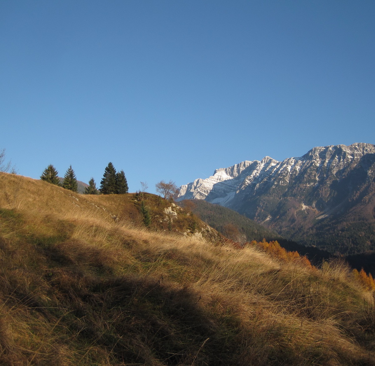 hiking tour bovec abandoned places 01